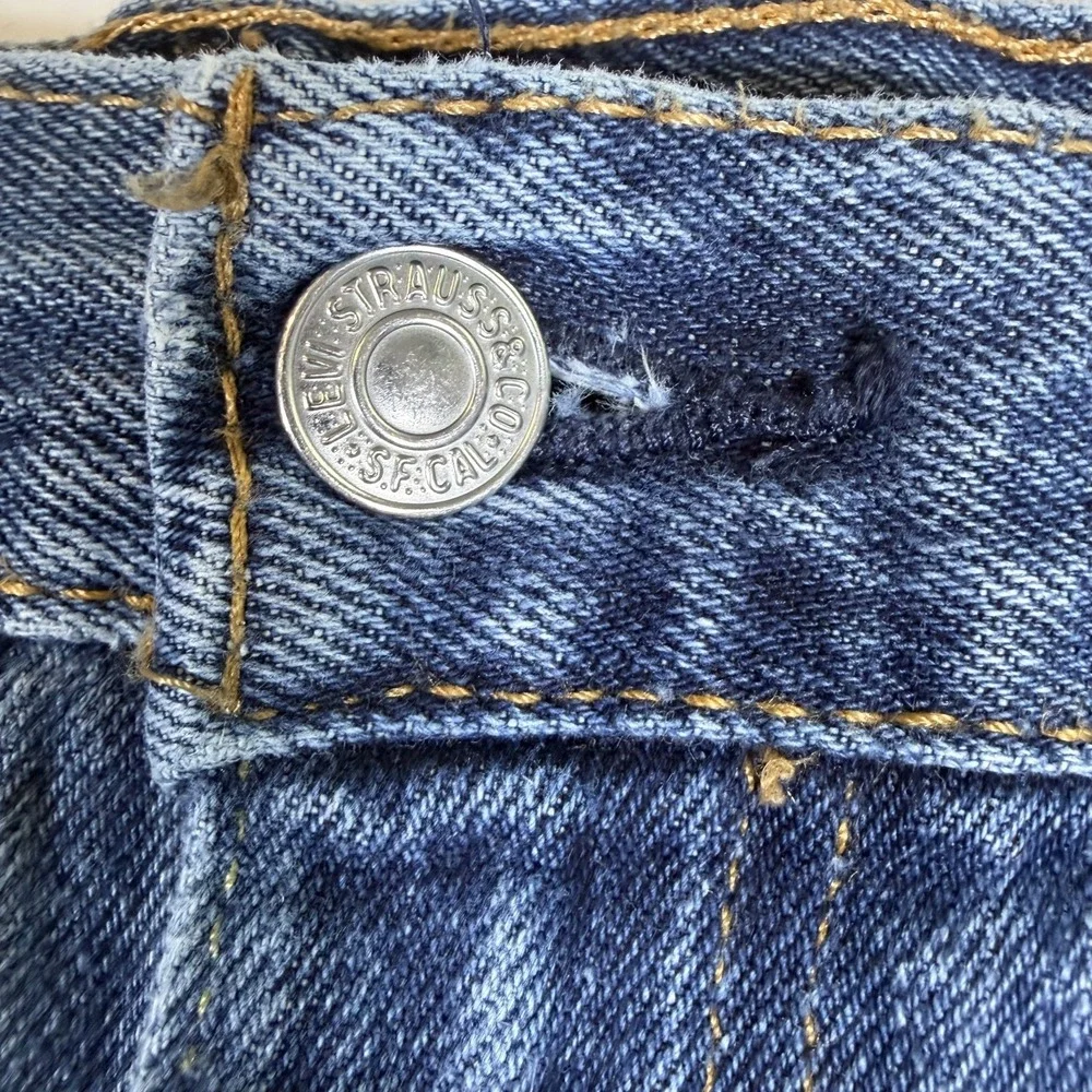 Levi's 550 Men 40x30 Blue Denim Whiskered Red Tab Low Waist Stretch Straight Leg